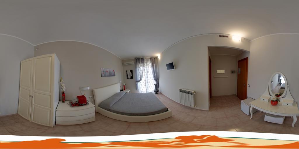 Hotel Velcamare Tarquinia Exterior photo